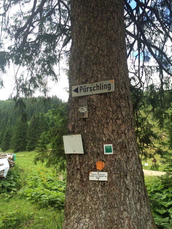 Immer der Beschilderung folgen.