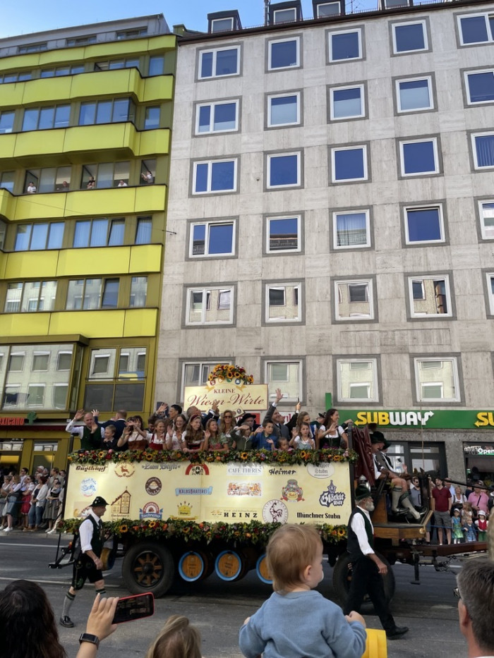 Auf eine gem&uuml;tliche Wiesn