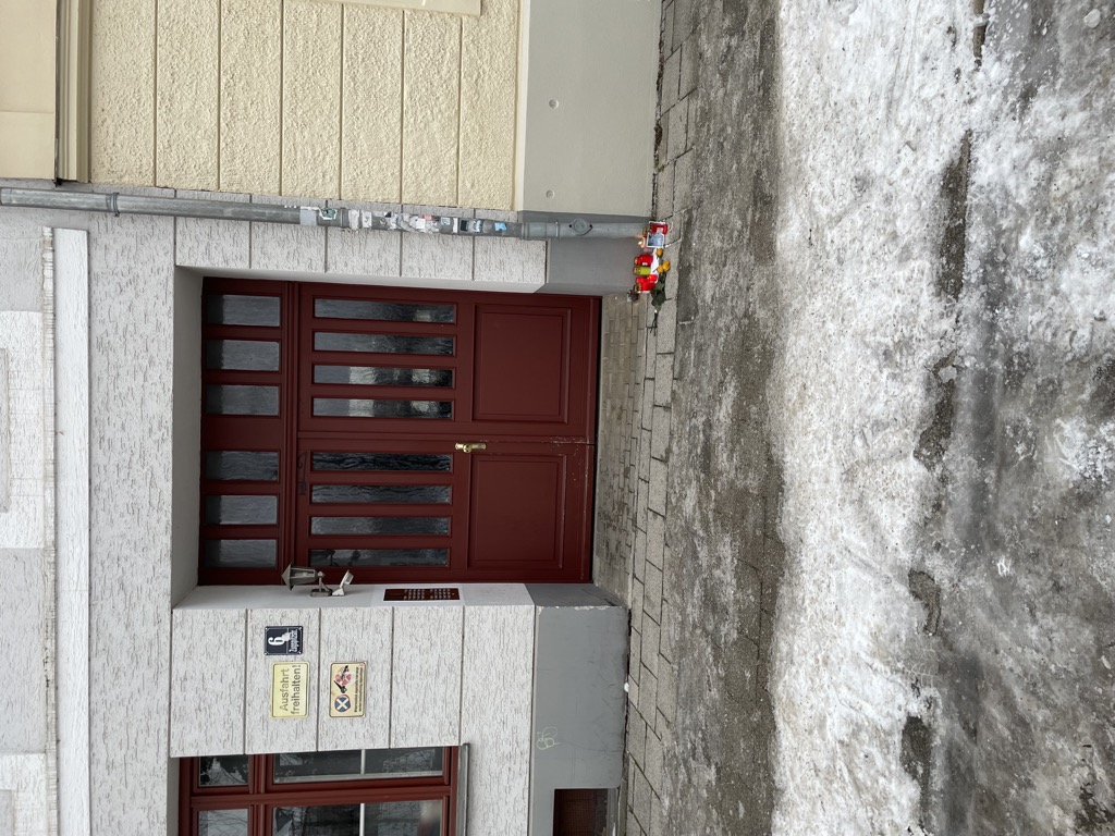 Kerzen f&uuml;r den Kaiser und Umzugshelferportionen