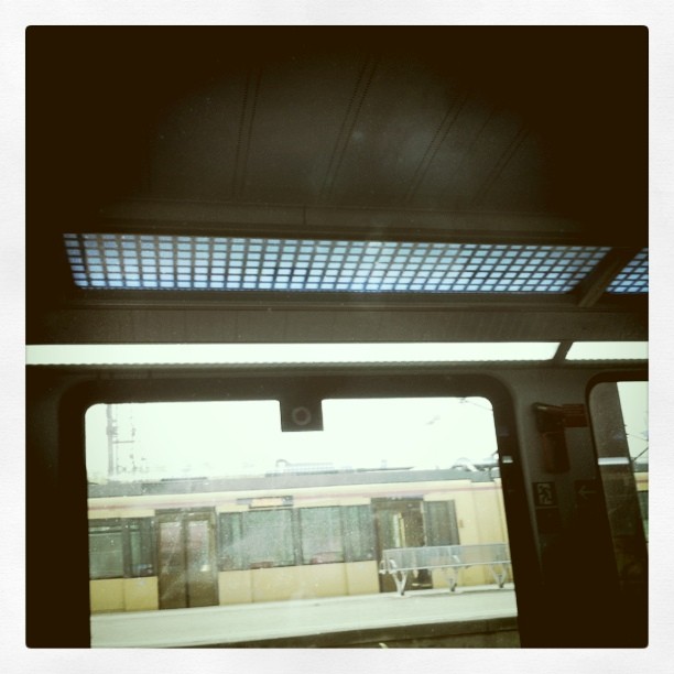 Unn&uuml;tze Gep&auml;ckablagen. Heute: IRE