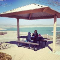 Picknick at Lake Elephant Butte.