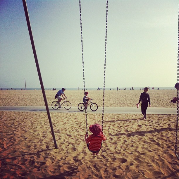 Swingout @ Santa Monica Beach
