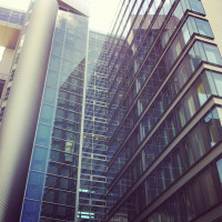 Wer vor dem Glashaus sitzt, sollte ein Foto machen.