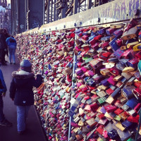 Hat jedes Schlo&szlig; einzeln angefasst: die Tochter