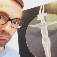 Ich und der Geh&ouml;rnte aus Glas.