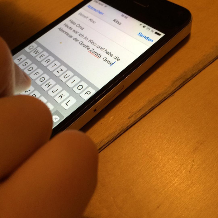 Seit 15 Minuten. Mail an Oma will Weile haben.