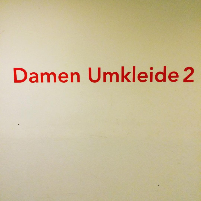 Tochter vom Sport abholen