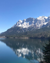 Im Rahmen der &bdquo;&ouml;fter mit dem Zug in die Berge fahren 2019&ldquo;-Aktion geht es zuerst mal nach Garmisch.