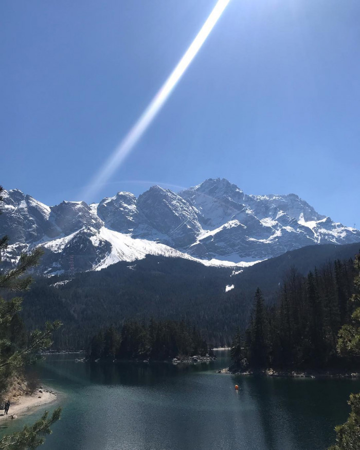 Im Rahmen der &bdquo;&ouml;fter mit dem Zug in die Berge fahren 2019&ldquo;-Aktion geht es zuerst mal nach Garmisch.