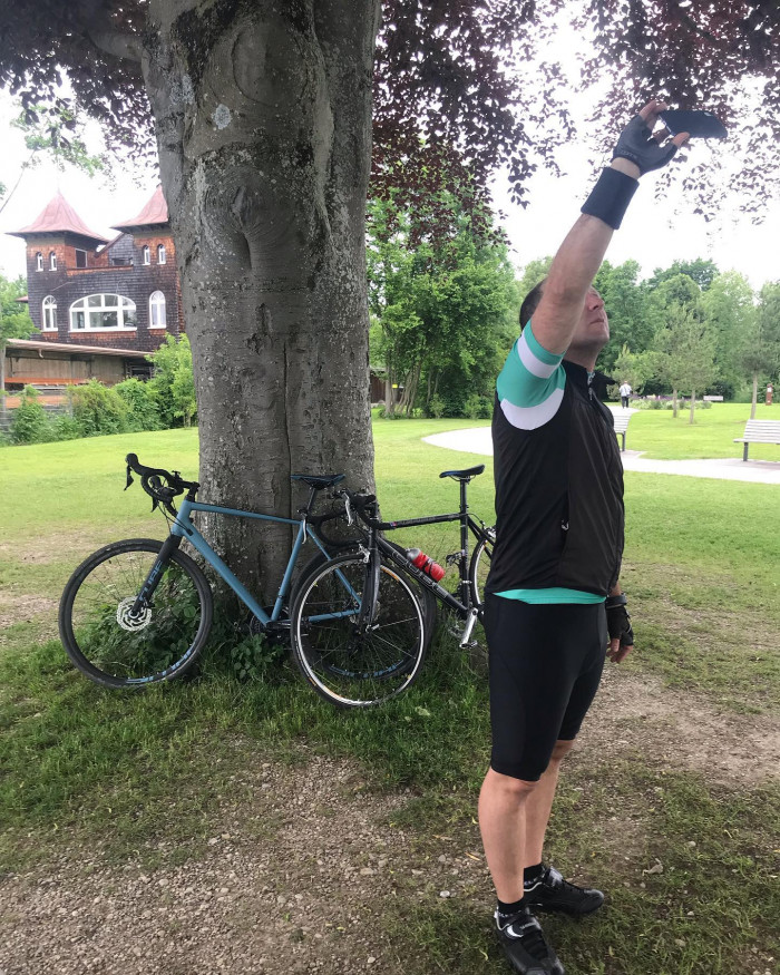 Radtour mit @ivoheckmann zum Starnberger See. Durch einen billigen Taschenspielertrick (Bank) sieht