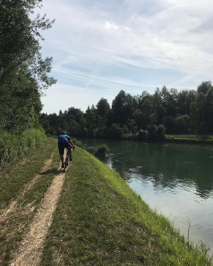 Radrunde mit @schwanzhund_ zur Pupplinger Au, Zwischenstopp am Ickinger Stausee und Biergartenabschl