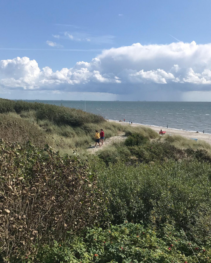Tag 10: Kleine Radrunde auf F&ouml;hr.  Erst mal Regenschauer abwarten, dann ein bisschen f&ouml;hrd&uuml;nisieren.