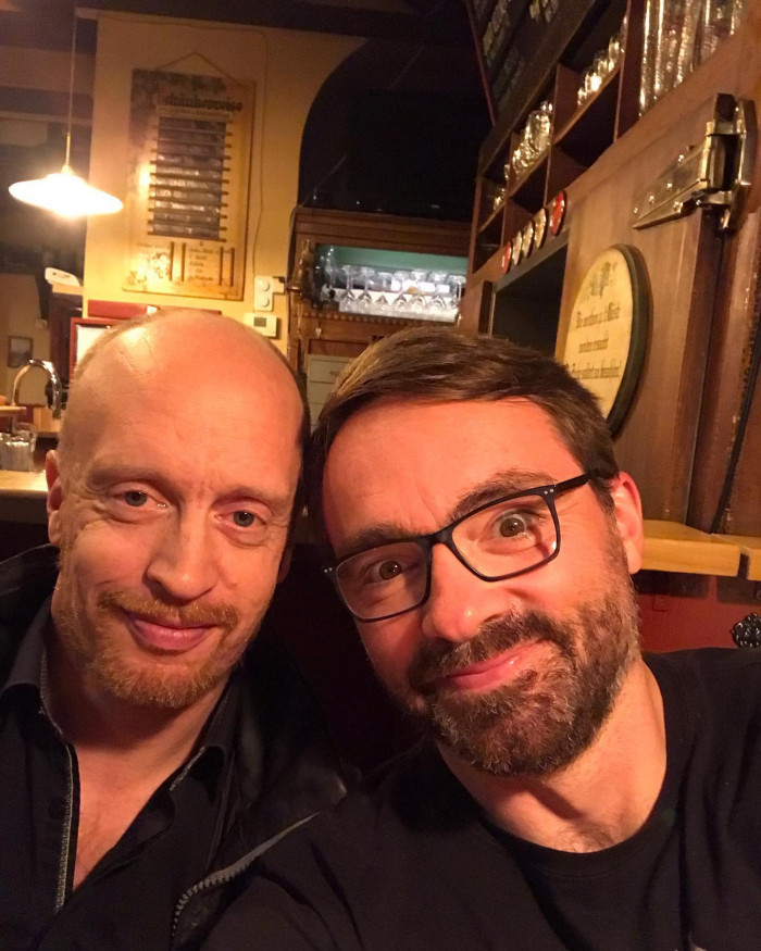 Grad in Wien eingetroffen, schon Selfie (S&ouml;fie) mit Simon Schwarz (der lustige Detektiv aus den Semm