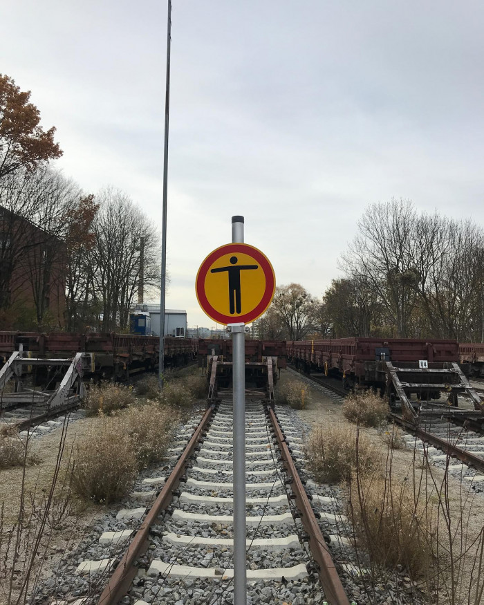 Auf dem Weg zur Arbeit ist mir zwischen den S-Bahnhaltestellen Leuchtenbergring und Berg am Laim neb