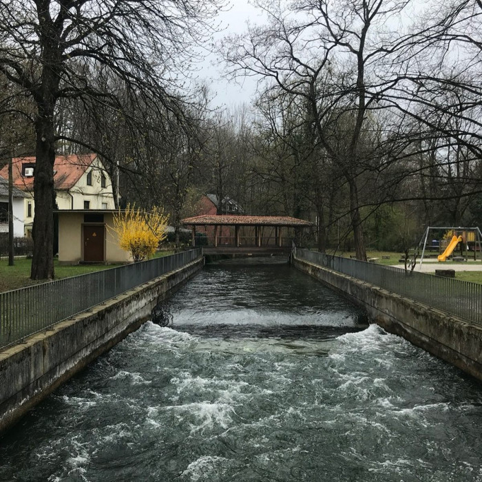 Ich habe in M&uuml;nchen eigentlich nur zwei Stammstrecken. Die eine geht nach links, die andere nach rec