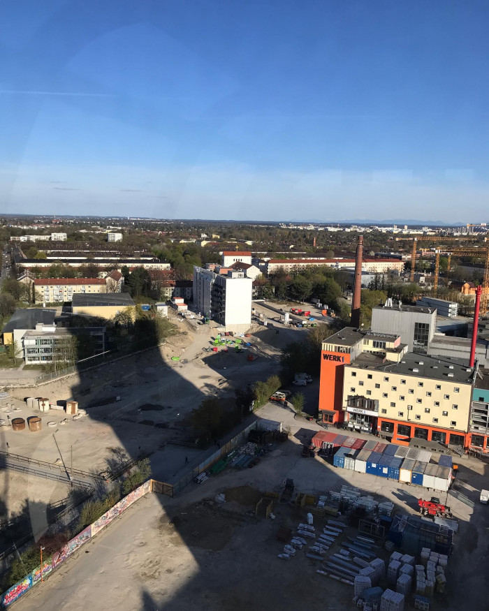 Seit drei Jahren (oder so) steht das @umadum_riesenrad im @werksviertelmitte und wir haben eigentlic